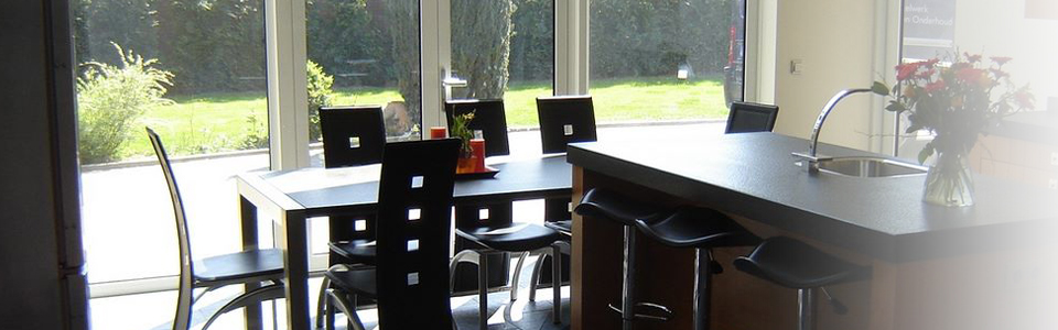 Keuken, door ons ingebouwd en betegeld